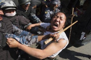 nepal-arrests-six-tibetans-as-exodus-continues-pg
