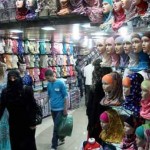 Kashmiri Shops in Tourists Spots - Is there More than What Meets the Eye?