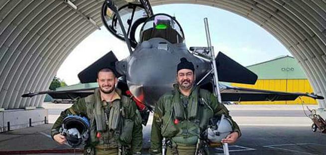 CAS flies Rafale fighter during his ongoing visit of France 